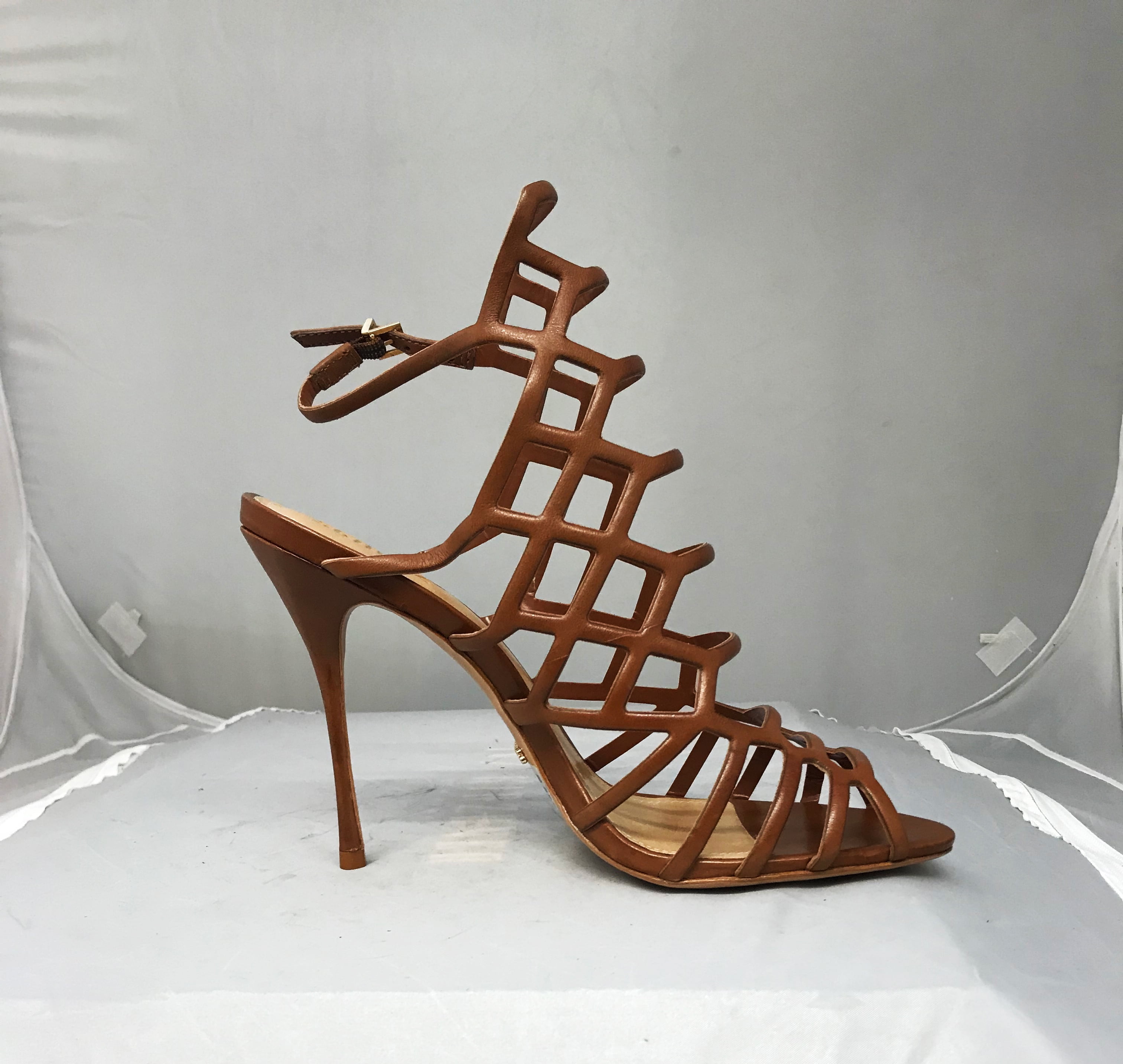schutz heyde heel