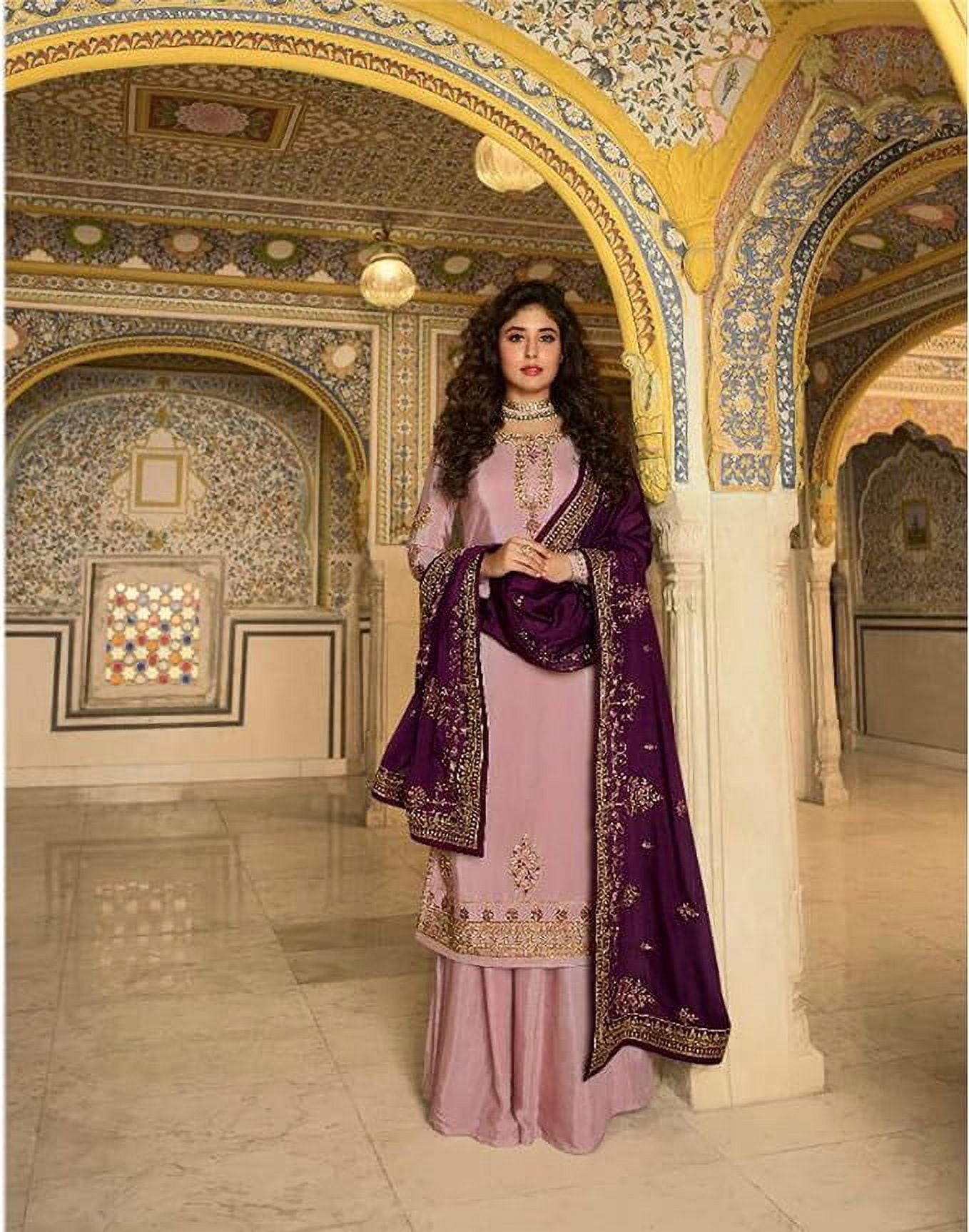 Palazzo-jurk in Pakistaanse stijl, Indiase ontwerper, klaar om te