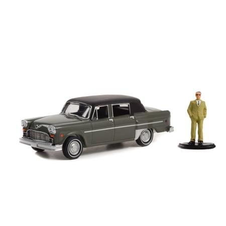 1982 Checker Marathon A12-E w/ Driver, Dark Gray - Greenlight 97130C - 1/64 scale Diecast Car