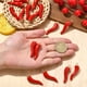 thumbnail image 4 of 1 caja de 20 colgantes de chile rojo picante, de metal esmaltado, en 3D, para el festival mexicano del Cinco de Mayo., 4 of 7