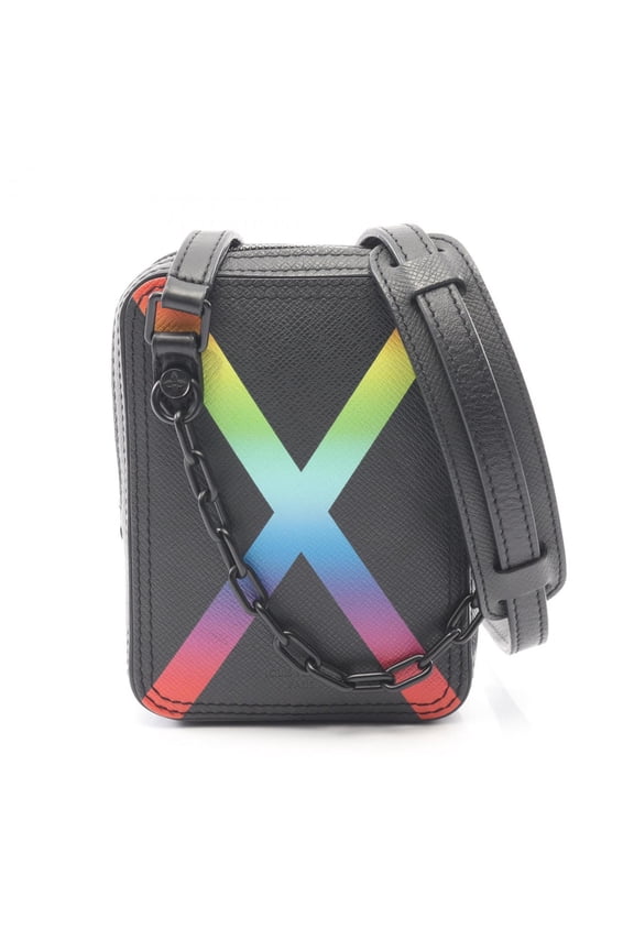 Pre-Owned Louis Vuitton Danube Messenger Taiga Noir Shoulder Bag/Handbag in Leather, Men's,...