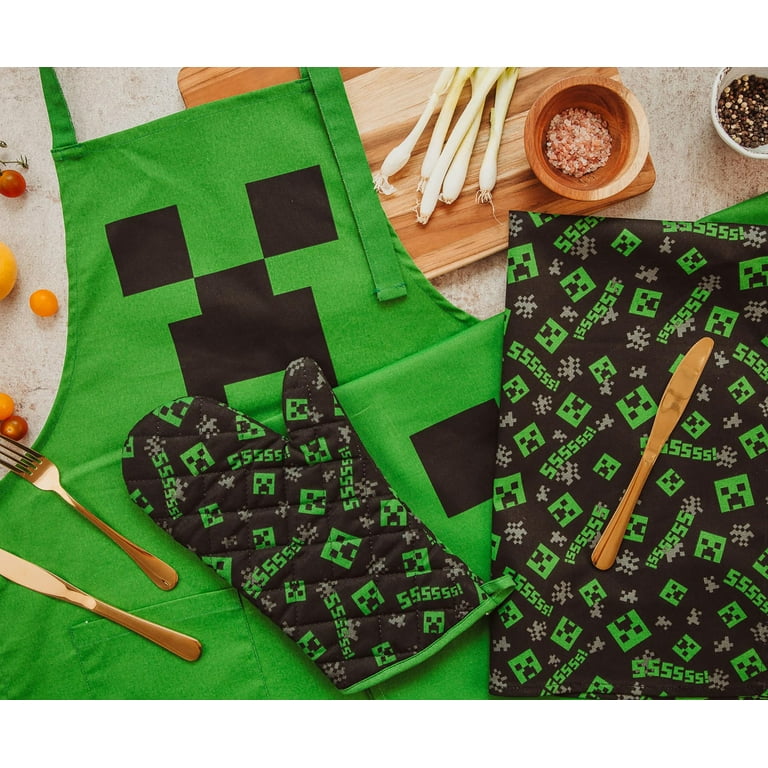 Minecraft Green Creeper Kitchen Set Apron, Oven Mitt, Dish Towels, Pot Holder