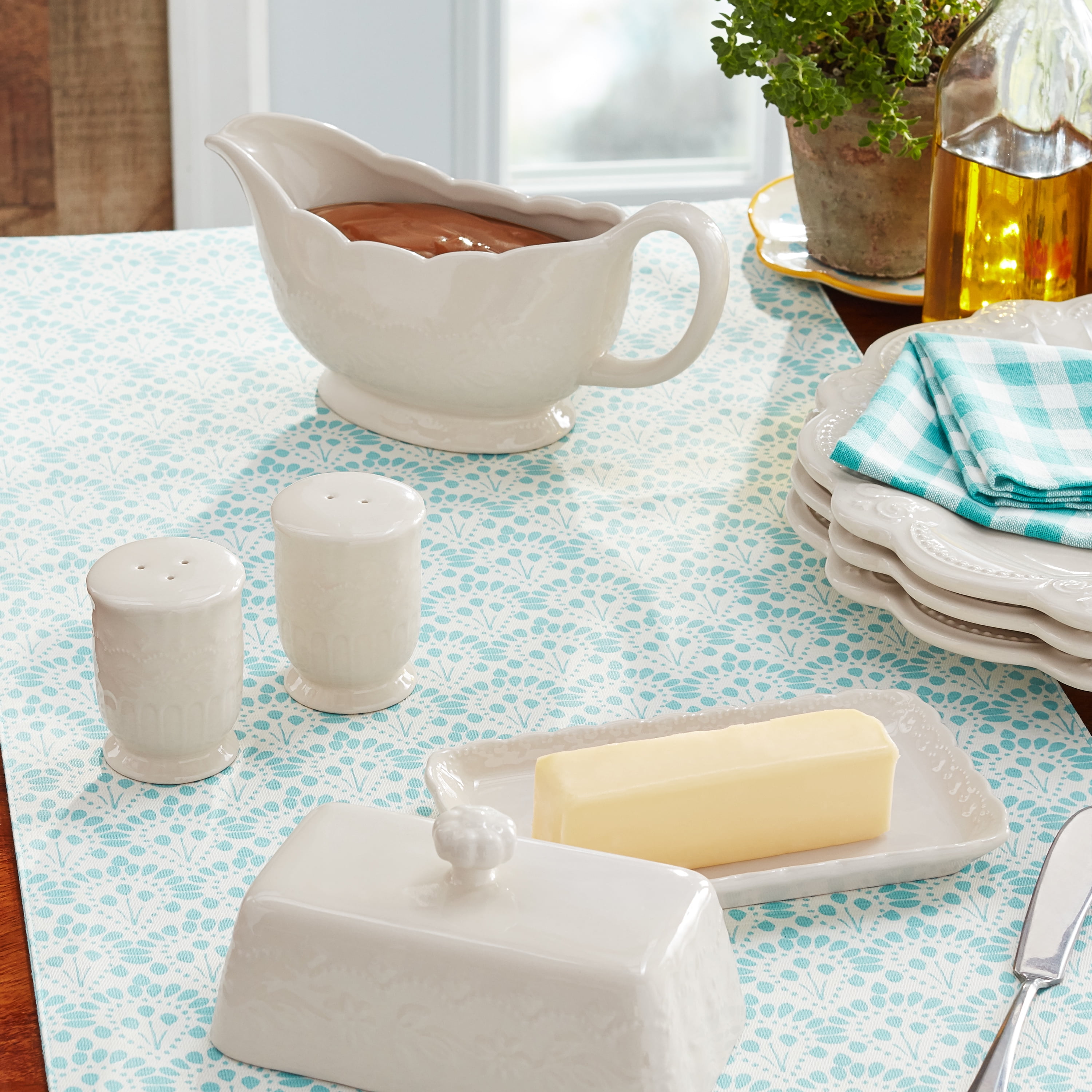 The Pioneer Woman Toni 5-Piece Stoneware Butter Dish, Gravy Boat, and Salt & Pepper Serve Set, Teal