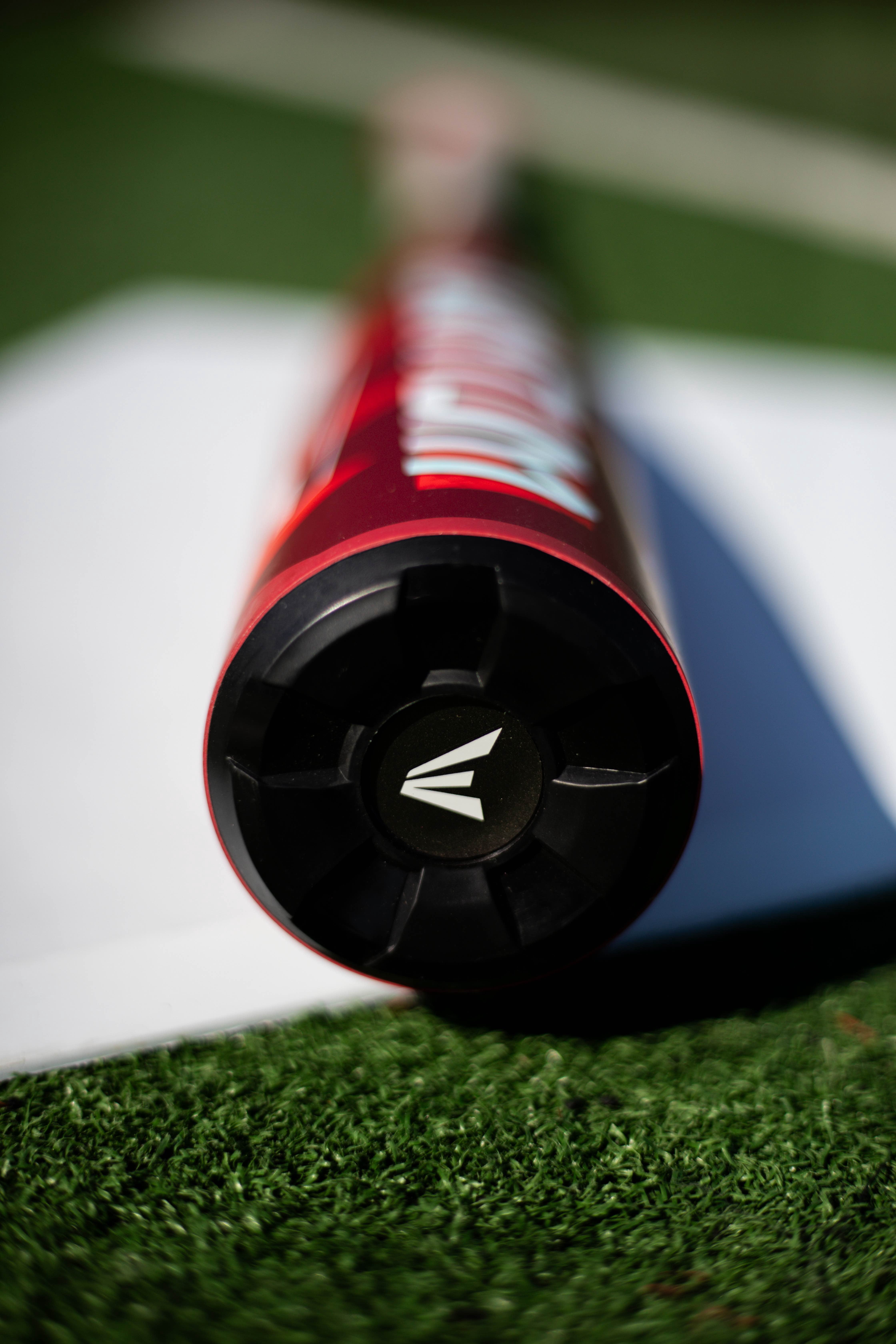 Easton Quantum (2 3/4" Barrel) USSSA Youth Baseball Bat | 28" | -10