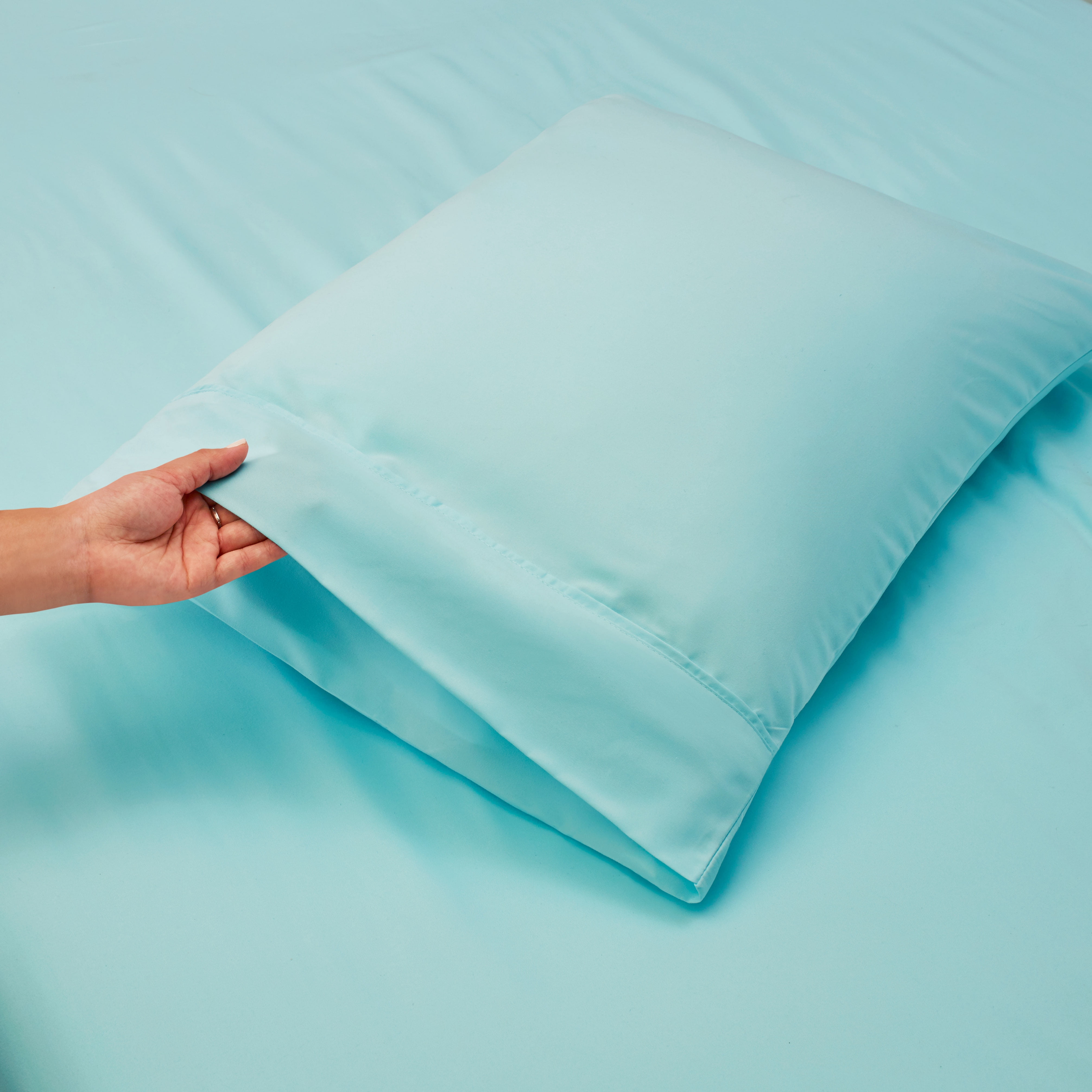 LammaLoe Extra Deep Pocket California King Sheets Set, 4 Piece, Fits 18"-24" Mattress, Breathable & Extra Soft Bed Sheets, Light Blue