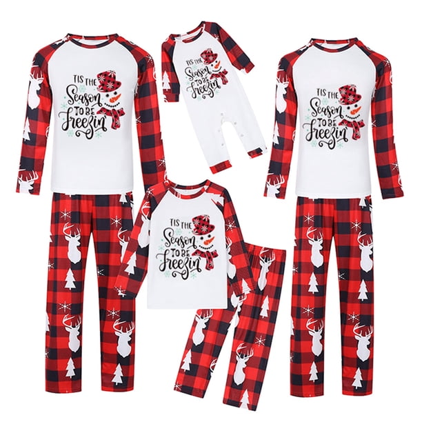 Pijamas navideños a juego para toda la familia de Fiomva. Conjuntos a juego para mujer. Ropa de dormir navideña.