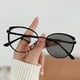 thumbnail image 2 of Gafas de sol vintage con montura de ojo de gato, fotocromáticas, antiluz azul, para ordenador, para mujer, 2 of 4