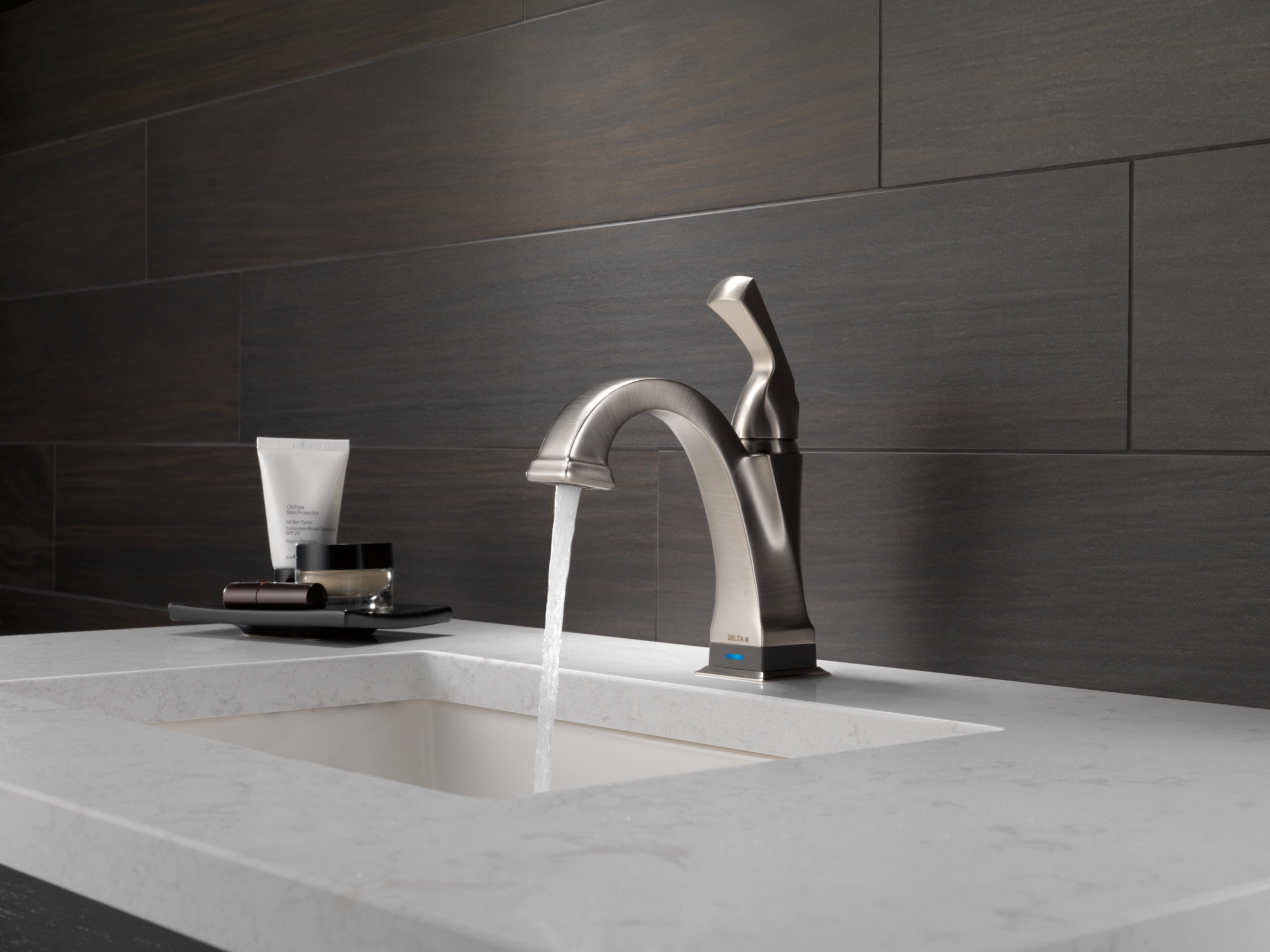 Delta Dryden Single Handle Bathroom Faucet with Touch2O.xt Technology, Polished Nickel