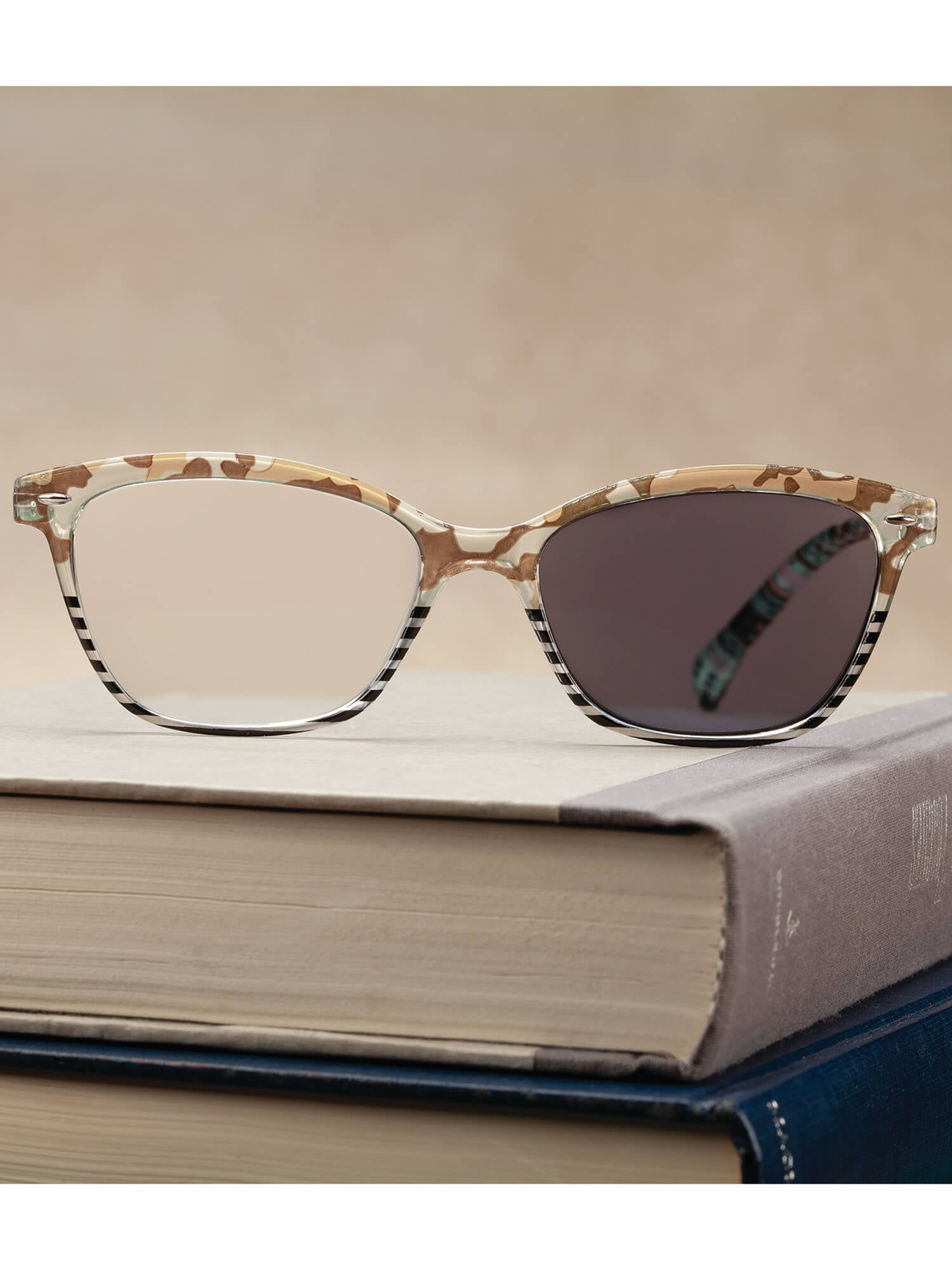 Women's Photochromatic Reading Glasses