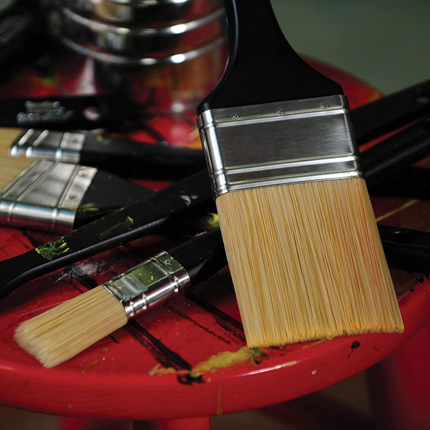 Liquitex Freestyle Large Scale Brush, Short Handle, Broad Flat/Varnish, 4"