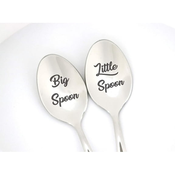 Couple Engraved Spoon - Christmas Gift for Twins | Valentine Gift | Gift from Parents to Sibling | Birthday / Holiday Gift for Men Women Him Her | Big Spoon Little Spoon - 7 Inch