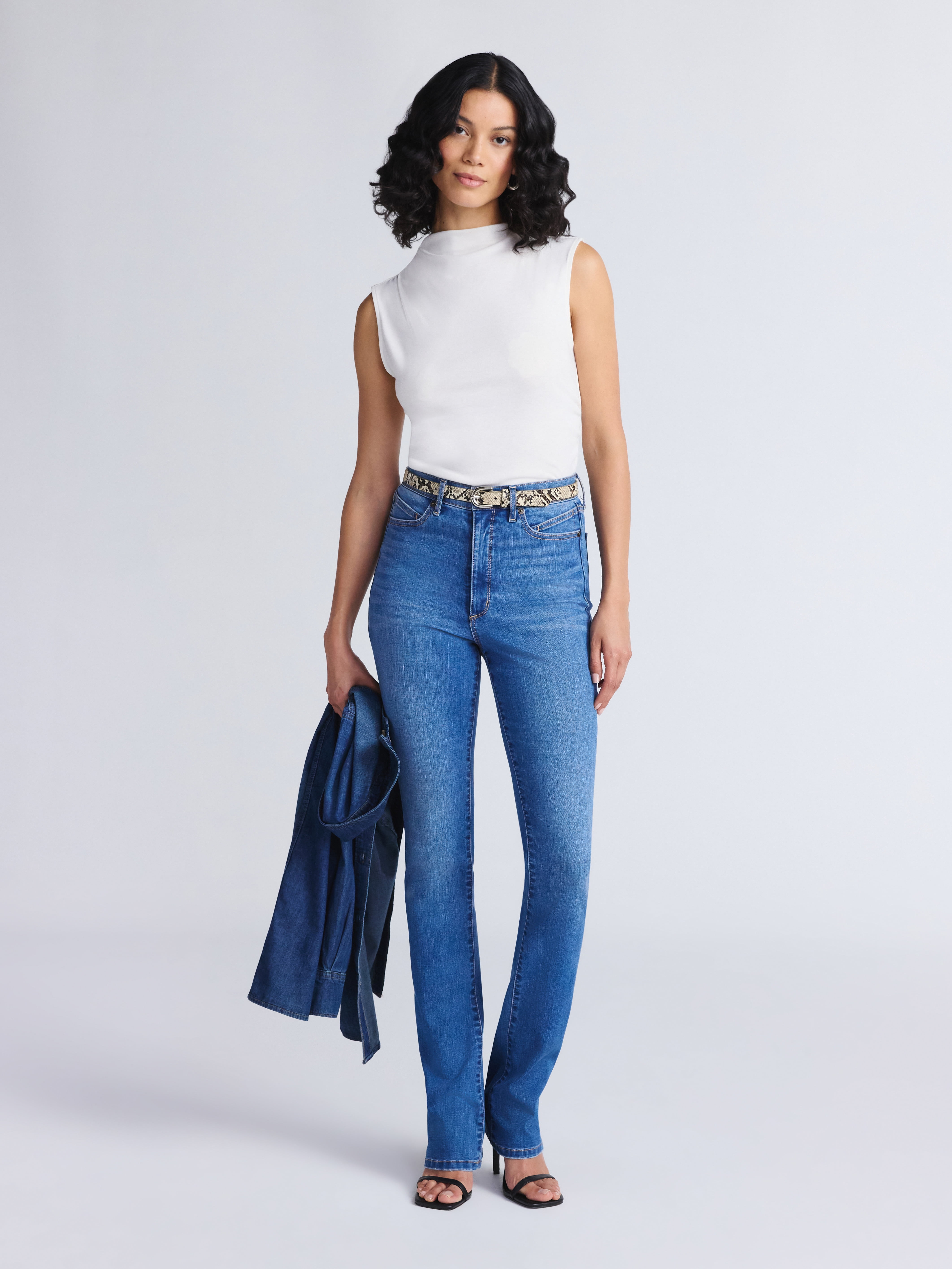 Sofia by Sofia Vergara Women's and Women's Plus Size Marisol Bootcut Curvy Super High Rise Jeans, 30.5", 32.5" and 34.5" Inseams, Sizes 0-28