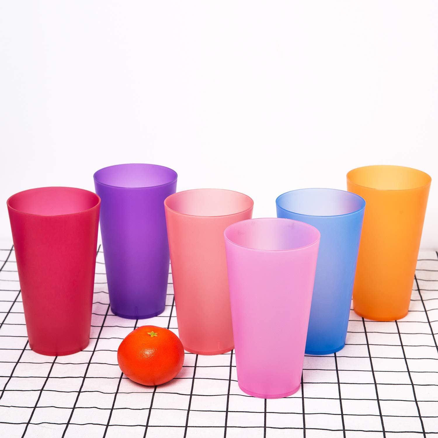 KOXIN-KARLU Unbreakable 32-ounce Plastic Restaurant-Style Beverage Tumblers  Ice Tea Glasses | set of 12 in Coastal Colors