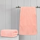 thumbnail image 2 of Toalla de baño de terciopelo con copos de nieve, albornoz de felpa muy absorbente, de secado rápido, para uso doméstico, salón de belleza, sauna, toalla de baño de lujo que no se desprende., 2 of 9