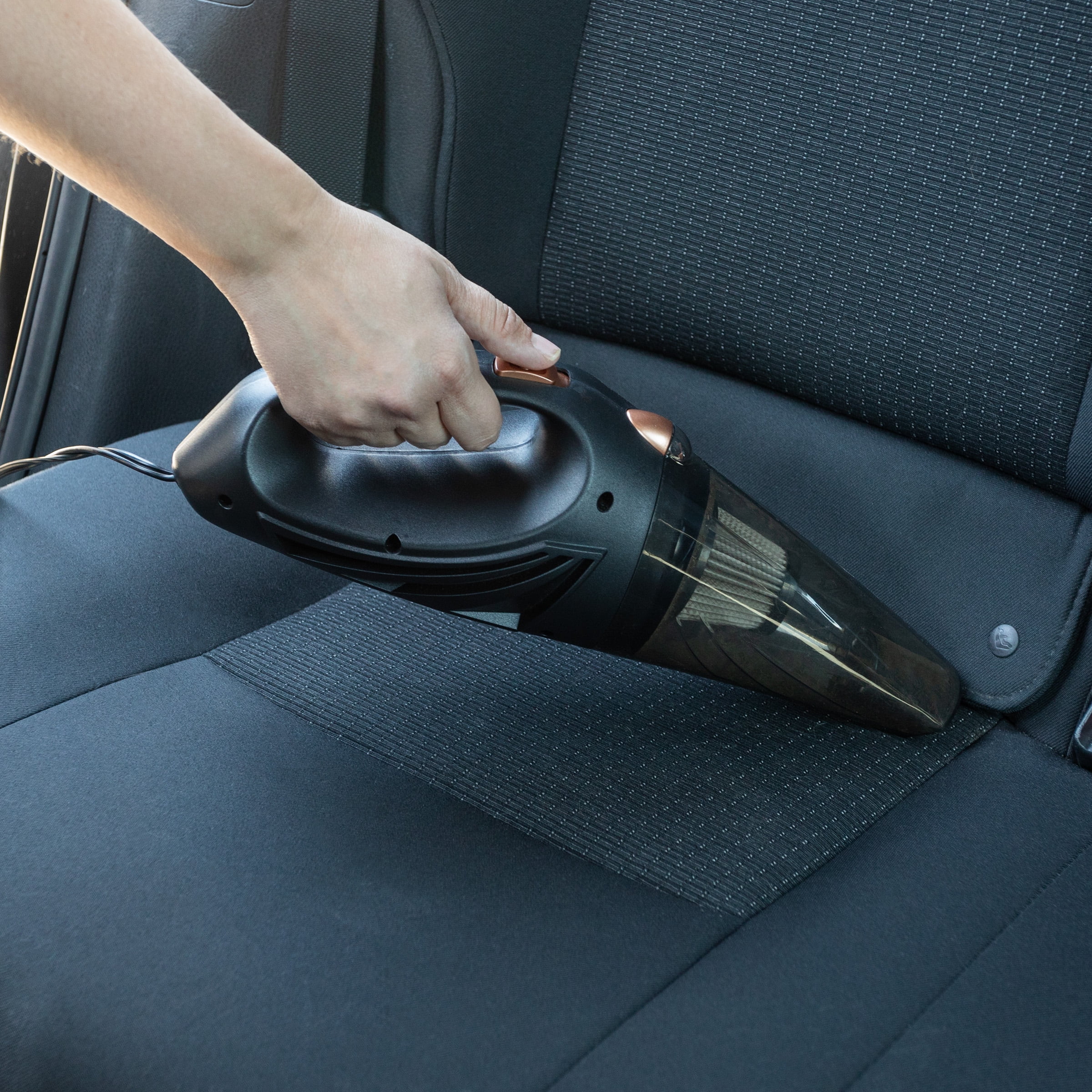 Stalwart 12V Car Vacuum with Detailing Attachments and 16ft AUX Cord