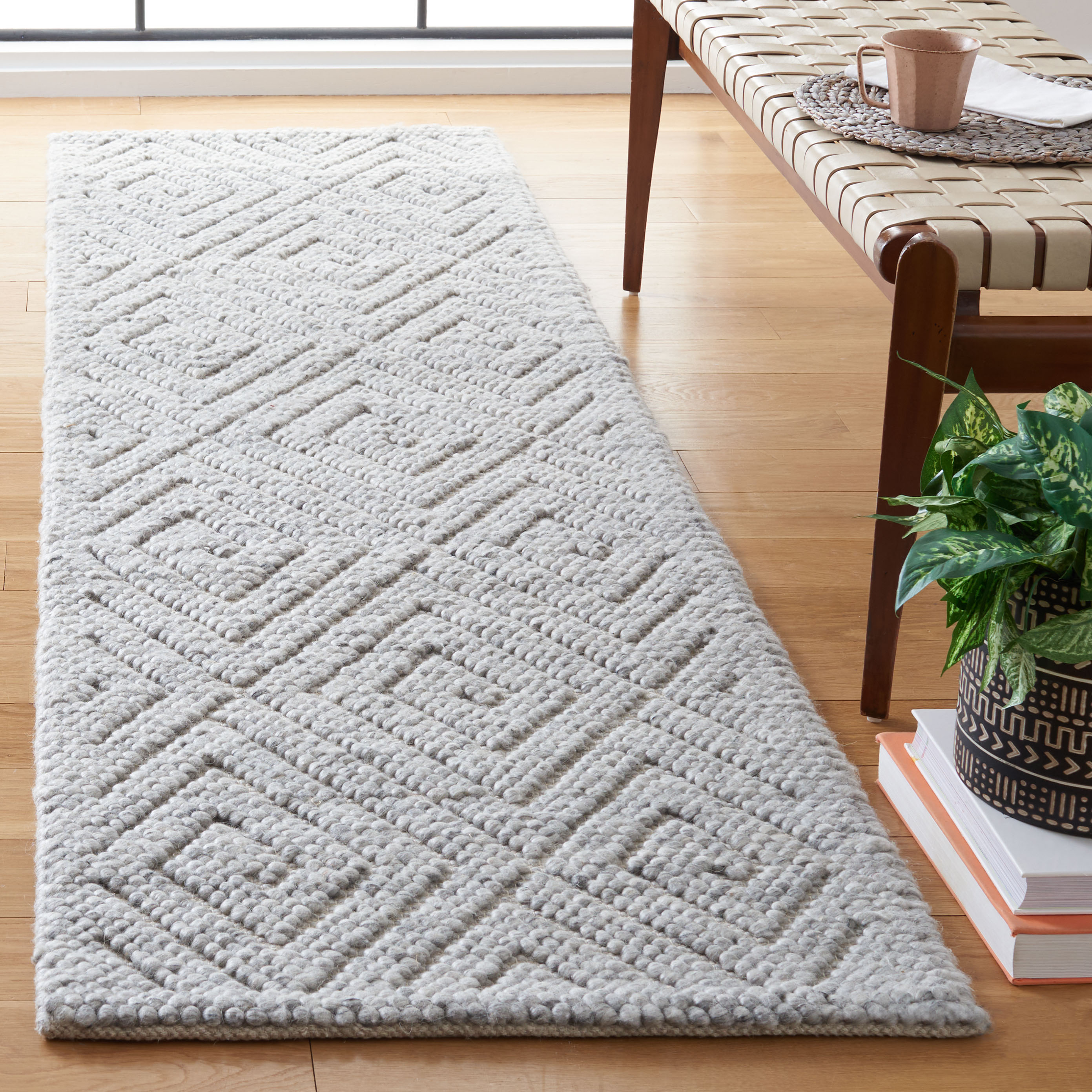 SAFAVIEH Natura Mitchell Diamond Runner Rug, Grey, 2'3" x 8'
