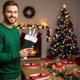 thumbnail image 4 of Juego de bolsas de cubiertos de cuadros de Navidad | Portacubiertos para sombreros de Navidad con borde blanco • Tela rojo verde negra • Decoración organizadora de cubiertos festivos de mesa en pack, 4 of 7