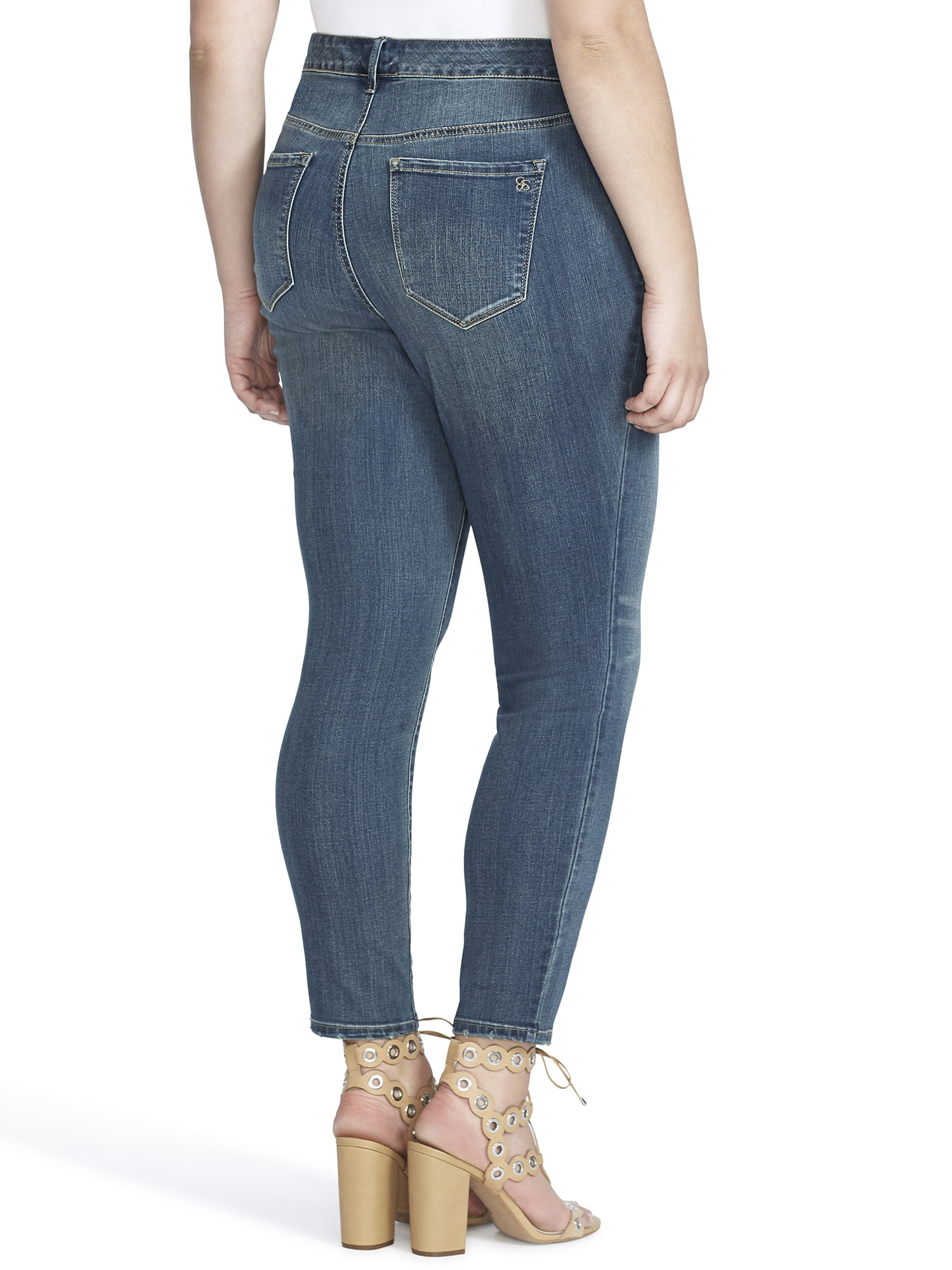 Jessica Simpson Women's Short KISS ME SHORT SUPER SKINNY PANT PLUS-WRI