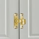 thumbnail image 4 of Cerradura para puerta corrediza de granero con pestillo abatible de 90 degree y 180 degree Oro brillante, 4 of 9