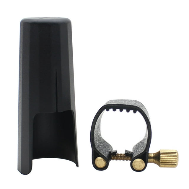Correa de cuero sintético y tapa plástica para boquilla de saxofón soprano, resistente y funcional.