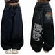 thumbnail image 1 of Pantalones vaqueros unisex estilo hip-hop gótico urbano de talle alto y corte holgado con diseños rasgados y bordados for hombre y mujer, 1 of 4