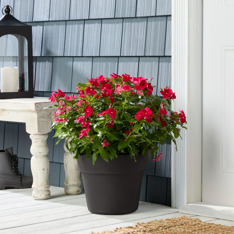 Mainstays 12 Inch Flint Resin Planter in Rich Black with Pre