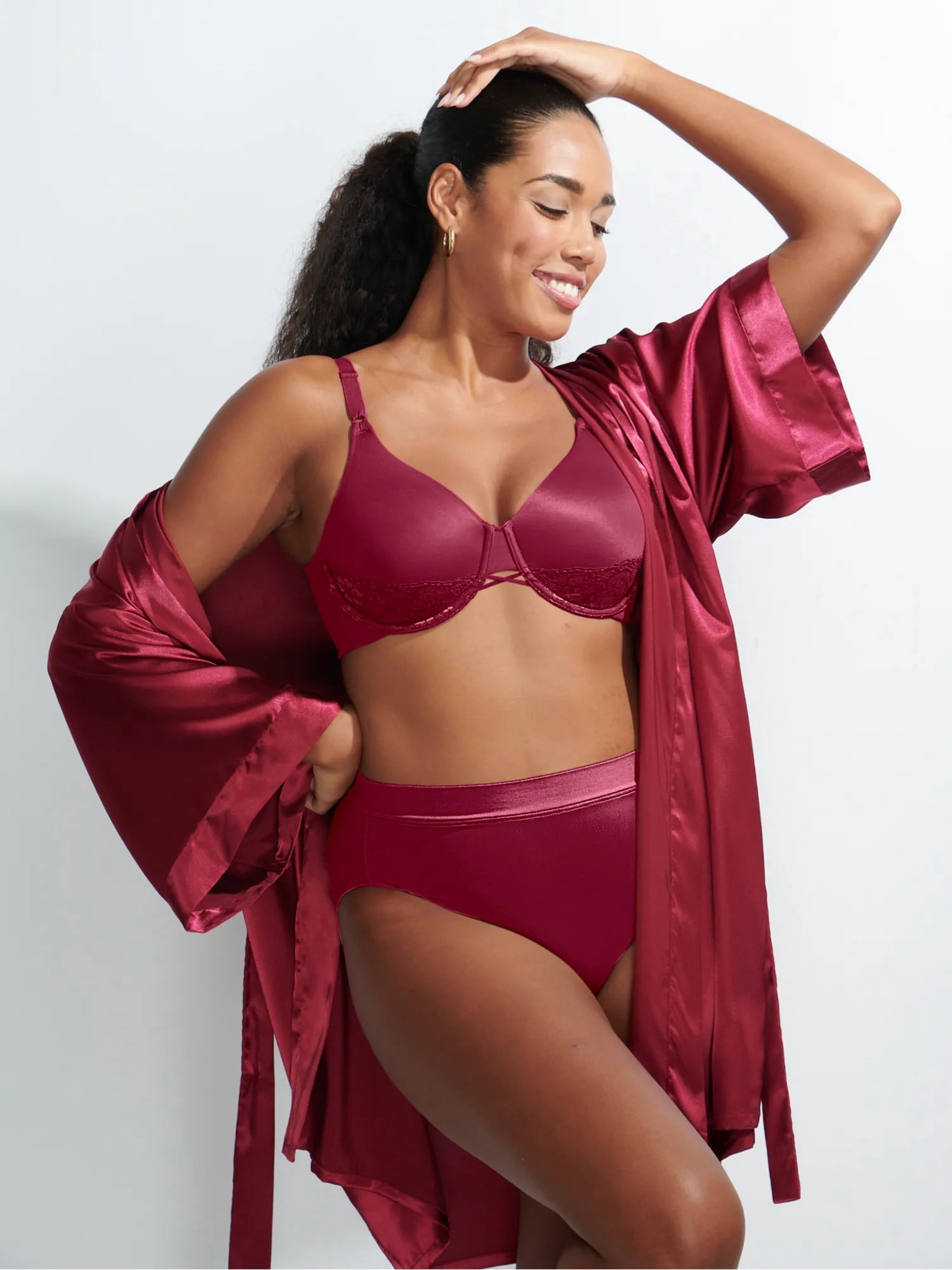 Vanity Fair Radiant Women's Underwire Bra - 2-Ply Back and Side Smoothing, Full Coverage Support, Style 3476571