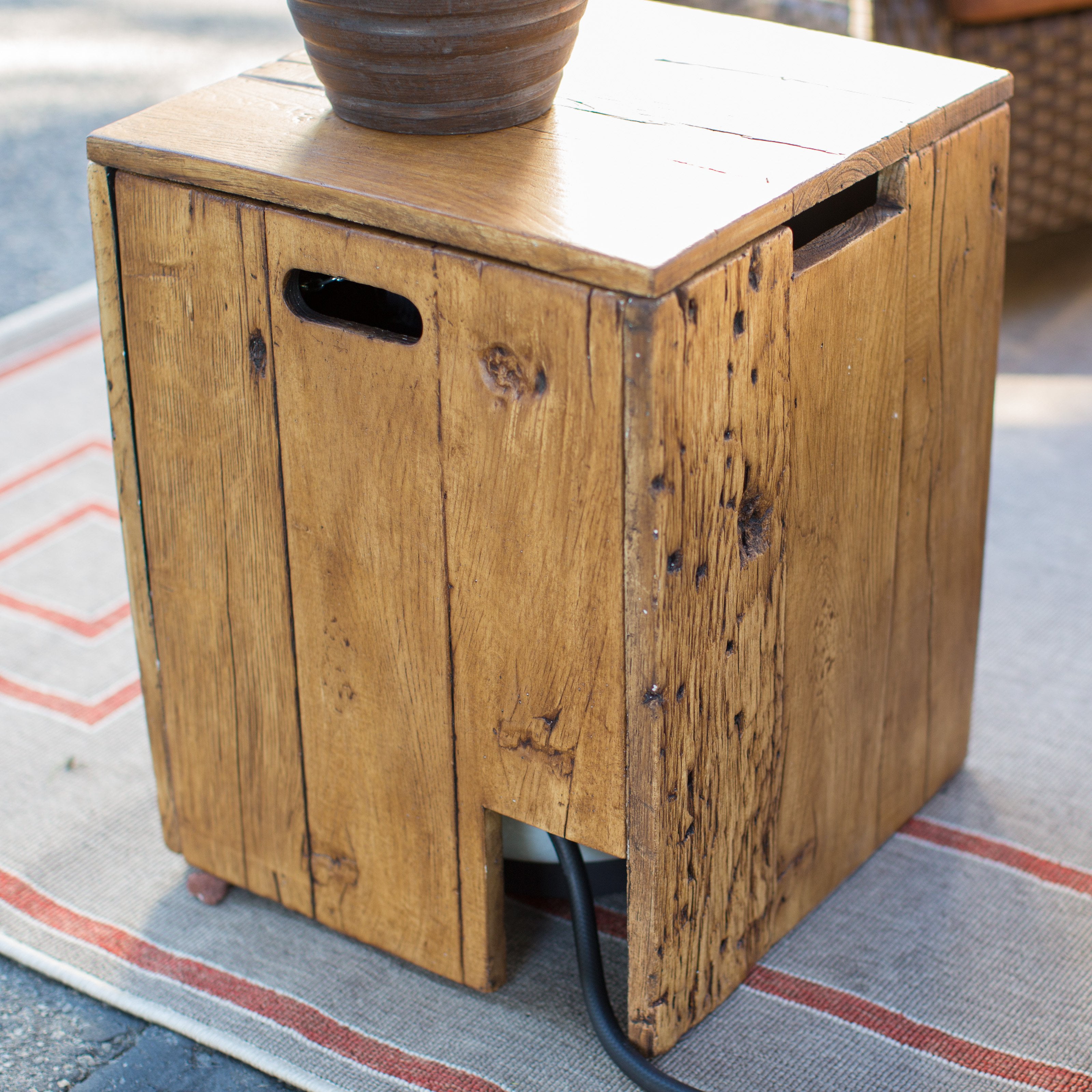 Red Ember Juurg Tank Hideaway Table Com