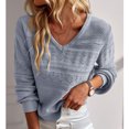 thumbnail image 3 of Mujeres sueltan suéter manga larga V Masajeadores de cuello casual Hollow pullover Top para otoño e invierno azul S, 3 of 6