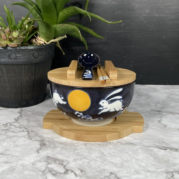 Moon Rabbit Ramen Bowl Japanese Kamameshi Style Ceramic Rice Bowl Noodle Bowl with Bamboo Lid Tray Chopsticks, 24 fl oz Bowl, Gift Set, Home Living Gift, Idea, Bowl for Udon