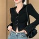 thumbnail image 1 of Camisetas para mujer, sexys, dulces, ajustadas, con botones de metal, diseño vital, estilo coreano, llamativas, femeninas, elegantes, con cuello vuelto, para verano., 1 of 6