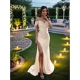 thumbnail image 2 of Vestido largo estilo figdaw con hombros descubiertos y lentejuelas, champán 2025, 2 of 6