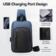 thumbnail image 4 of Bolso de pecho diagonal para hombre - Mochila pequeña de tela de nailon antirrobo impermeable y recargable por USB, 4 of 5