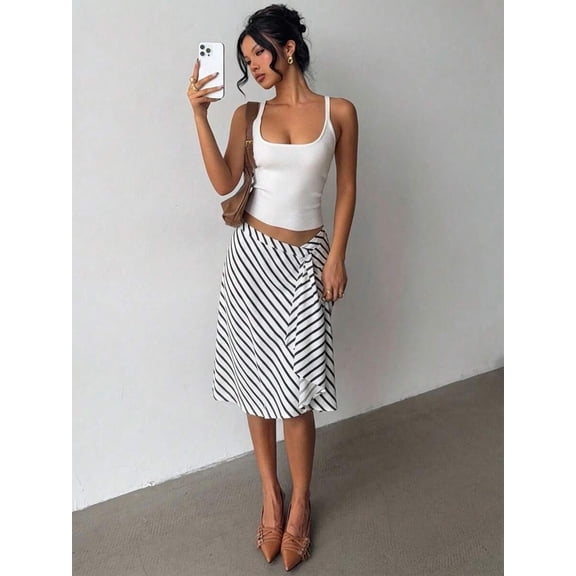 Black And White Striped Asymmetrical Wrap Knee-Length Skirt For Women, Casual Elegant Bodycon Flared Design
