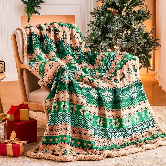 Christmas Throw Blanket, Christmas Decorations Blankets and Throws, Cozy Soft Warm Fleece Winter Holiday Blanket for Bed Couch Sofa Reindeer Snowflakes