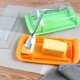 thumbnail image 5 of Wosthever Estuche de plástico para cortar y almacenar mantequilla Envase para mantequilla con tapa sellada Recipiente para conservar queso con Herramientas y accesorios para hornear verde, 5 of 6