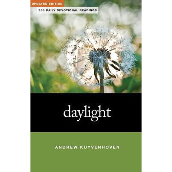 Pre-Owned Daylight: 366 Daily Devotional Readings (Paperback) 1592555187 9781592555185