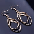 thumbnail image 2 of Guardurnaity 1 par de pendientes retorcidos de aleación para mujer, pendientes de hoja hueca, orejas portátiles, regalos para esposa, novia, Ropa, zapatos y accesorios Miscelánea Oro, 2 of 6