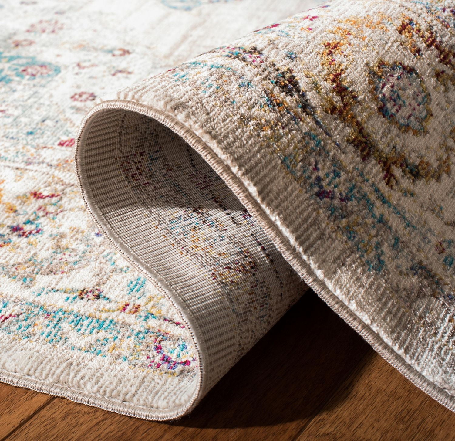 Safavieh Aria Nita Floral Bordered Area Rug