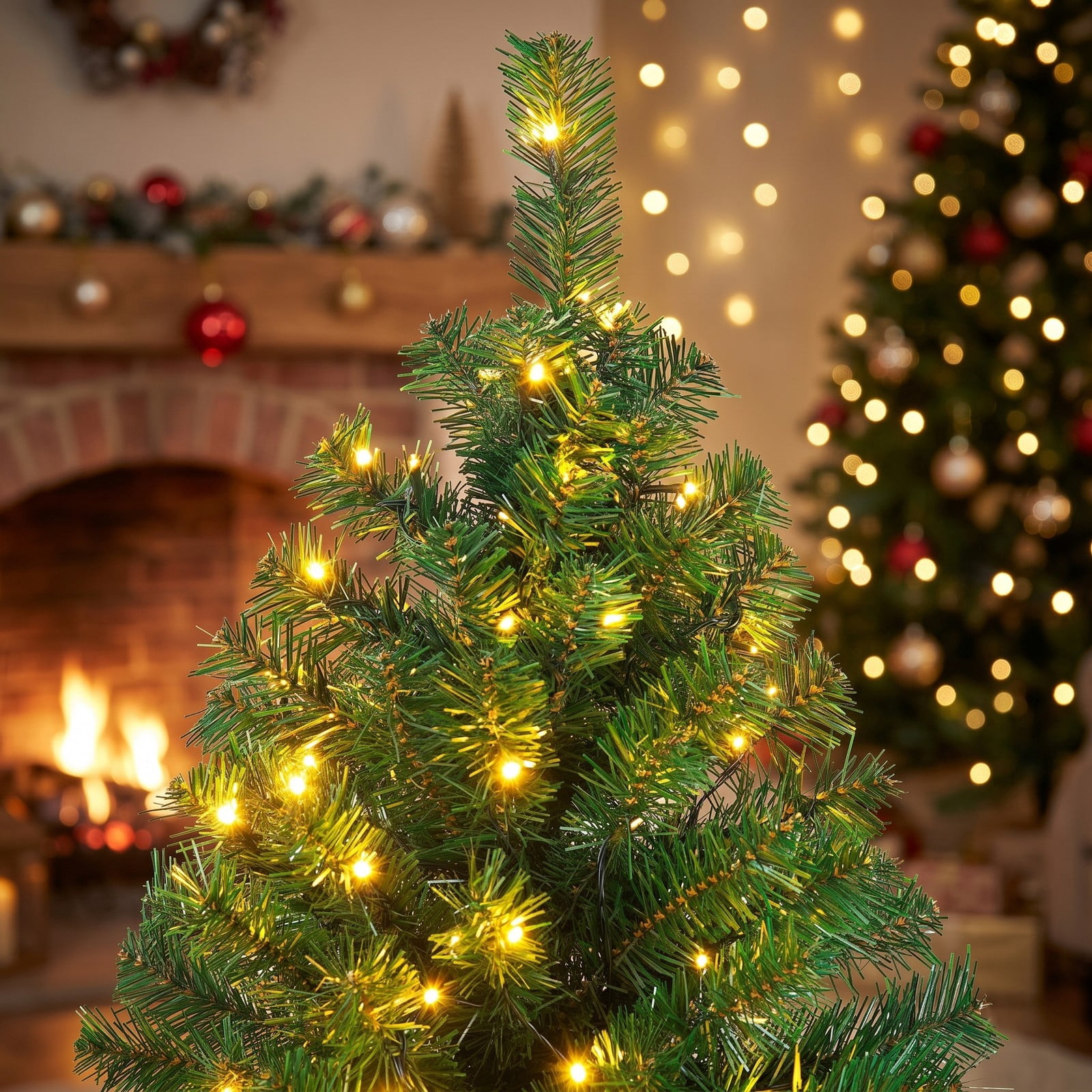 RUIE 9 FT Pre-Lit Artificial Christmas Tree with 700 Warm White LED Lights, 2028 PVC Branch Tips, Hinged Xmas Tree with Metal Stand for Indoor Holiday Home, Green