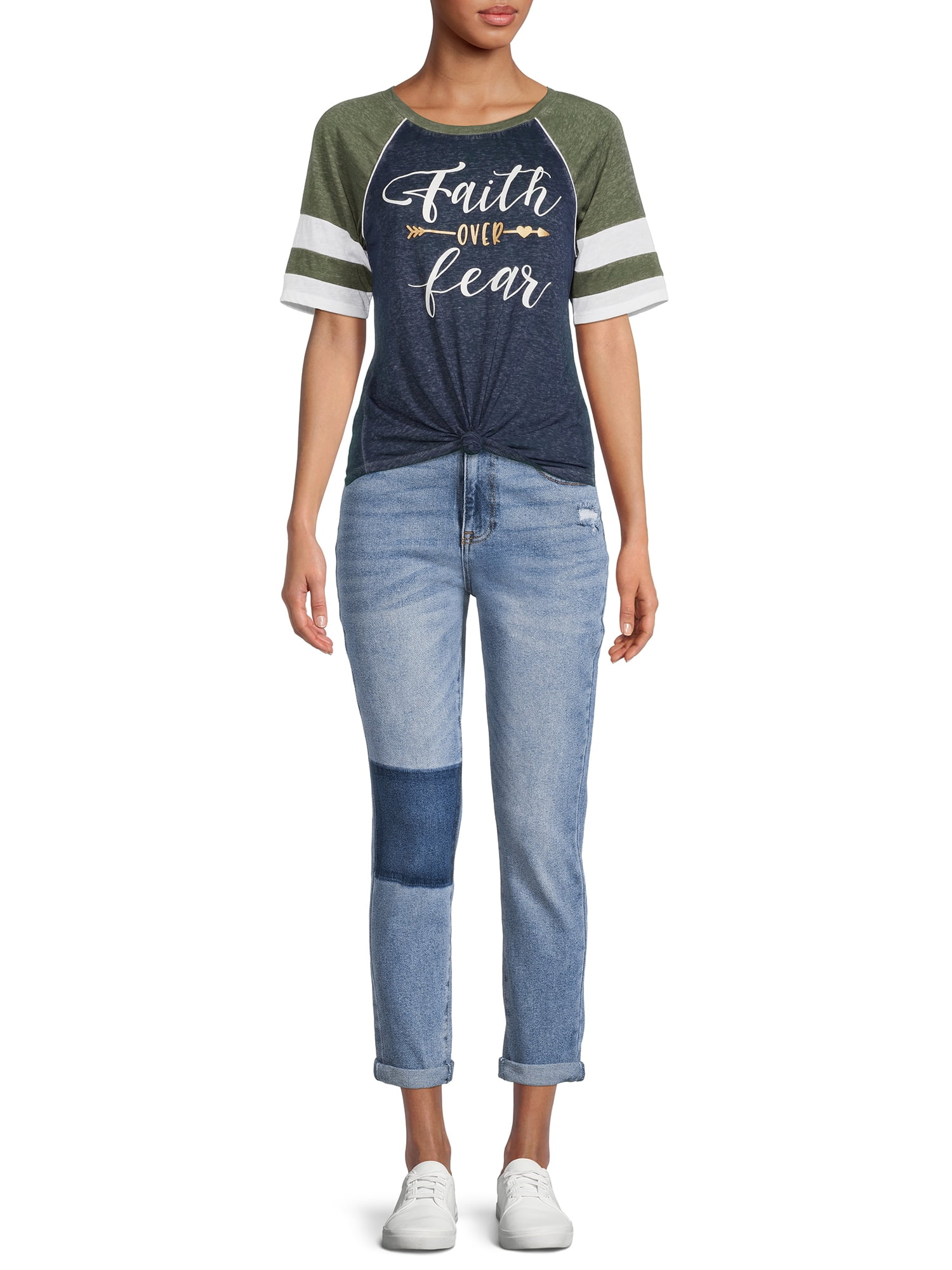 No Boundaries Juniors' Super High Rise Destructed Mom Jeans