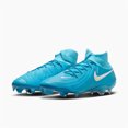 thumbnail image 3 of Botas de fútbol Nike Phantom Luna II Elite FG, 3 of 5