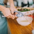 thumbnail image 4 of Prensa de ajo, herramienta para picar y triturar jengibre, nueces y semillas, mango ergonómico y fácil de usar, picadora de ajo profesional y resistente, ideal para la cocina del hogar, 4 of 7