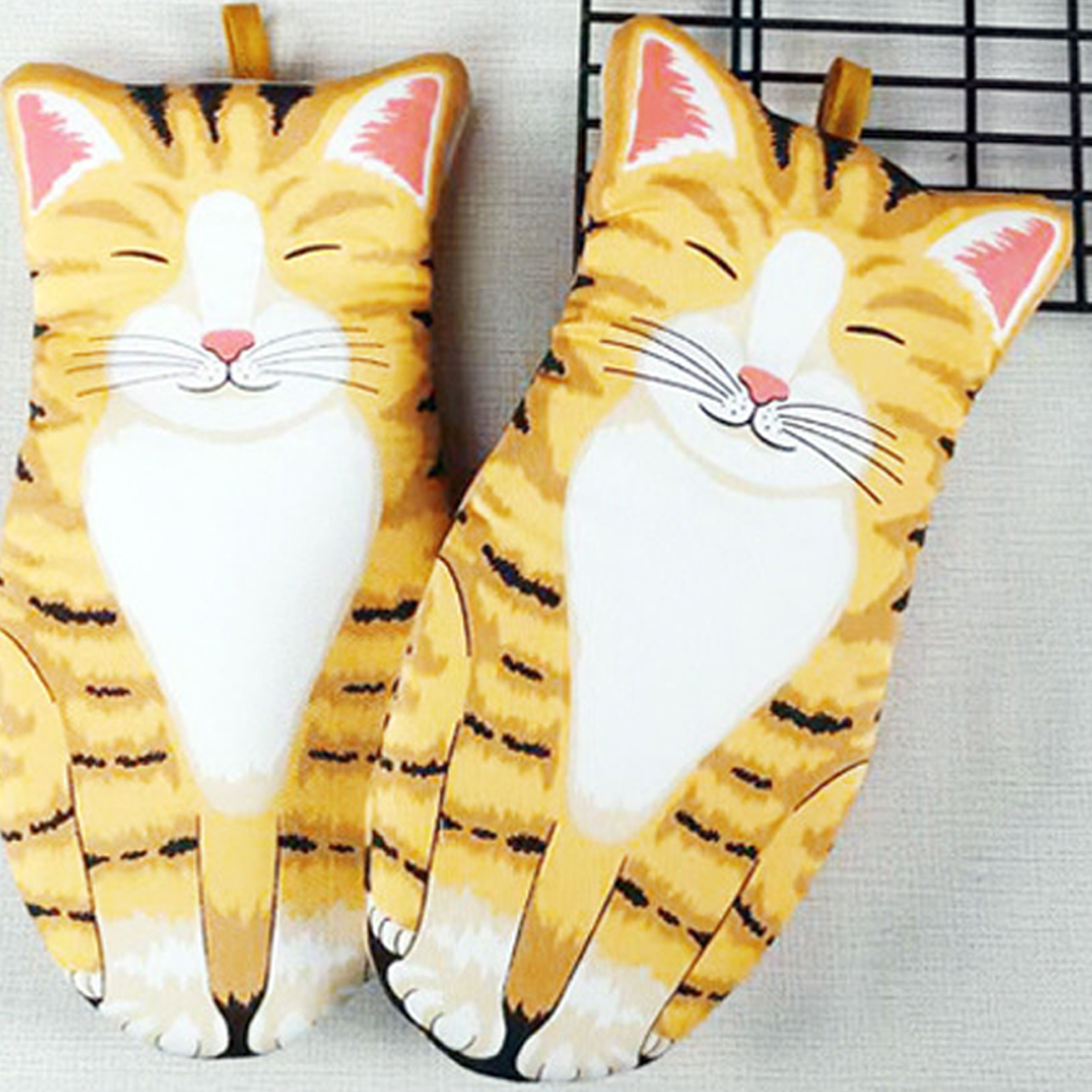 Cute Kawaii Cat Paw Heat Resistant Oven Mitts - Peachymart