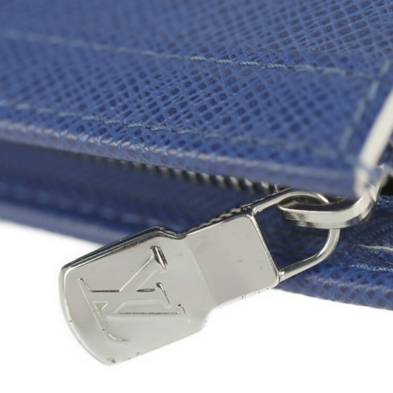 Louis Vuitton, Bags, Louis Vuitton Voyage Mm Taiga Leather Pochette Bag