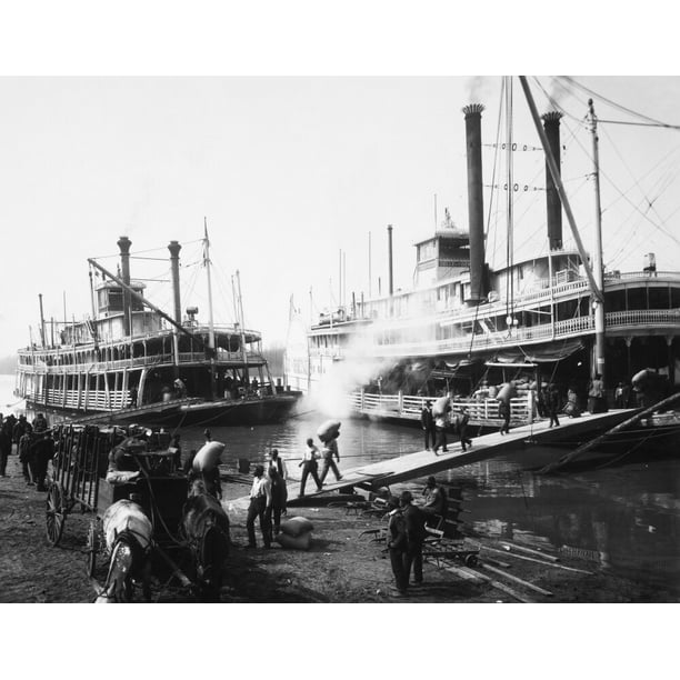 Steamboat Landing 1906 Na Mississippi River Steamboat Landing 1906