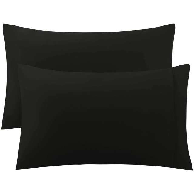 300 hilos de algodón egipcio king size fundas de almohada fundas de almohada fundas juego de 2 negro negro Conjunto de dos fundas de almohada negras lisas, vista frontal centrada con una funda parcialmente superpuesta; tejido de algodón egipcio con brillo satinado y costuras rectas; fondo blanco simple; también aptas como fundas de repuesto para viajes.