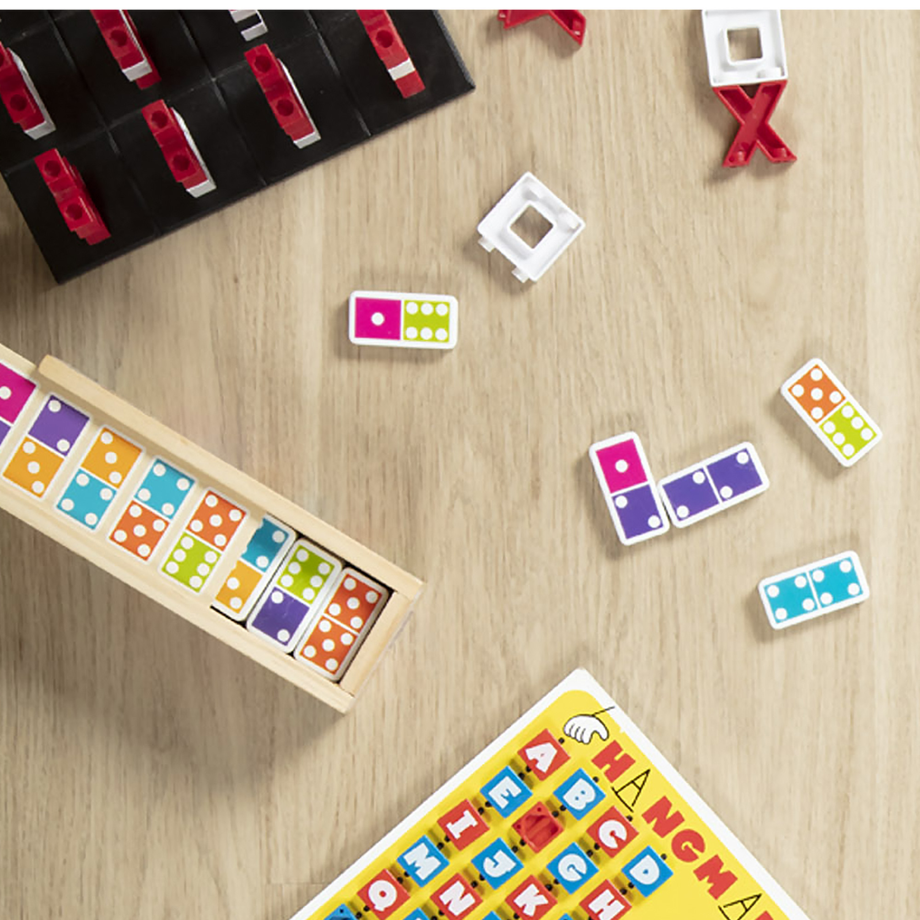 Melissa & Doug Dominoes Game Set with Wooden Storage Box photo 7