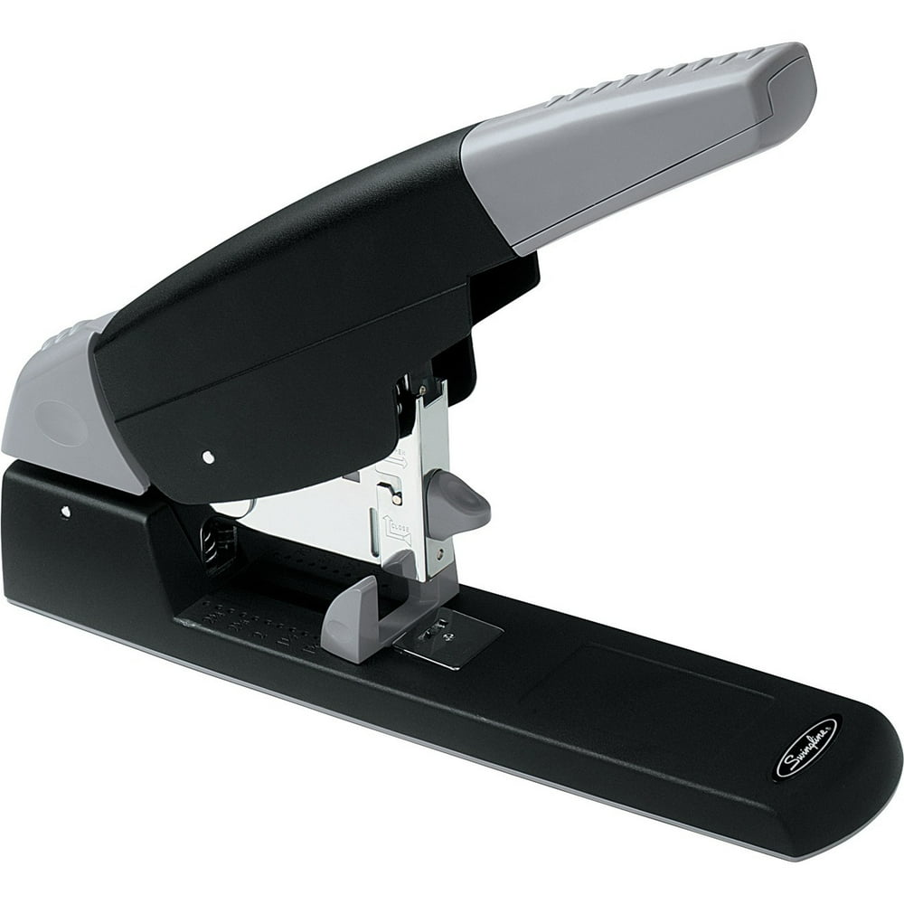 Swingline HighCapacity HeavyDuty Stapler, Black