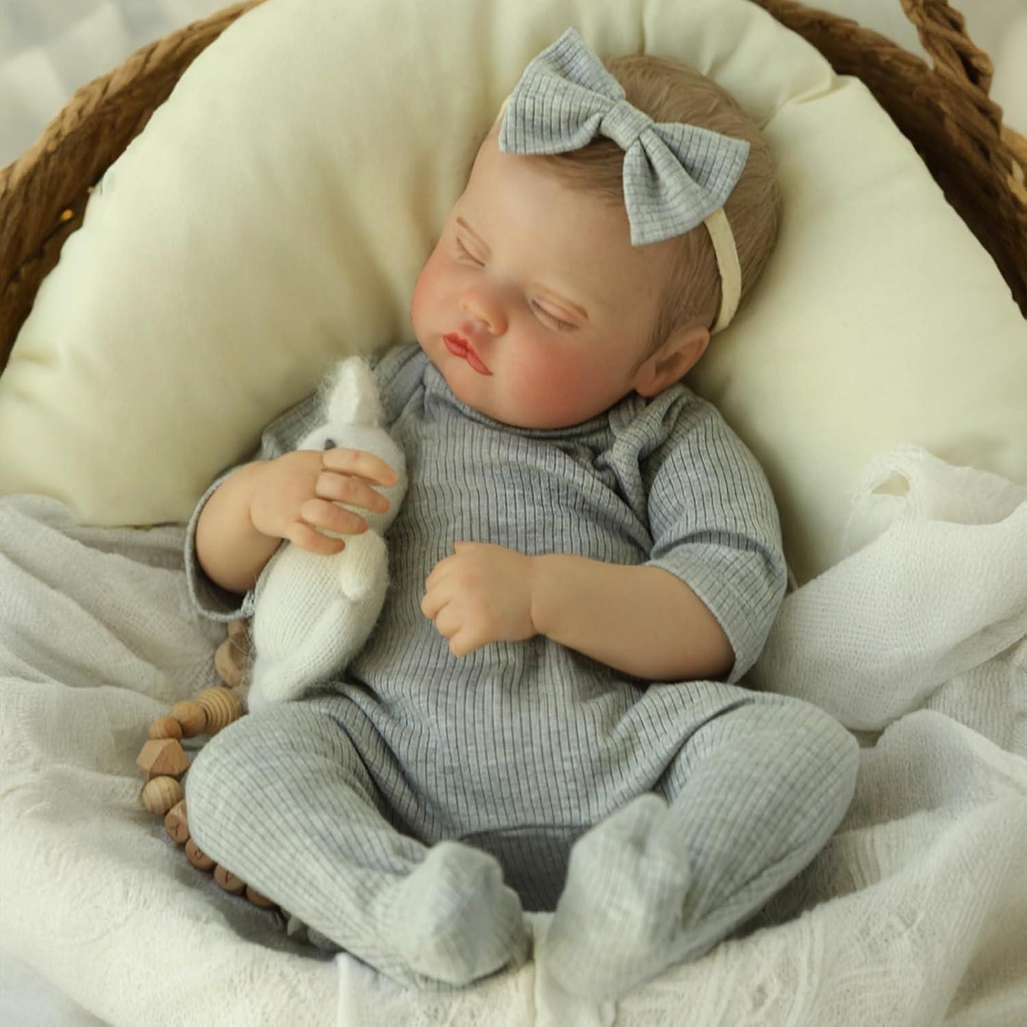 Realistic Reborn Baby Dolls -20 Inch Lifelike Soft Body,Sleeping Realistic-Newborn Baby Dolls Grey Clothes for Gift
